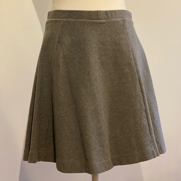 Grey Uniqlo Skirt - Picture 2 of 6